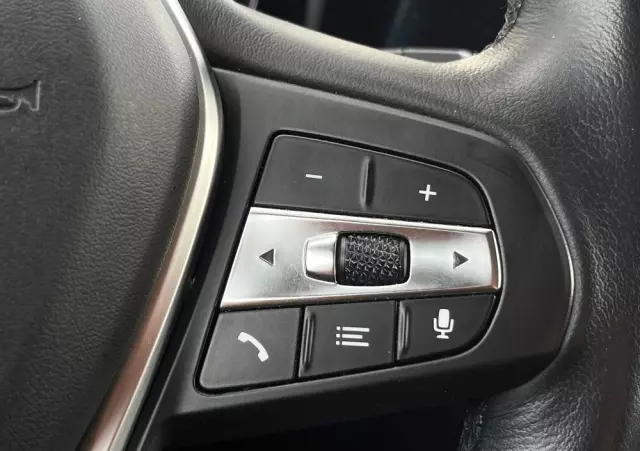 BMW Seria 3 320d xDrive Sport Line