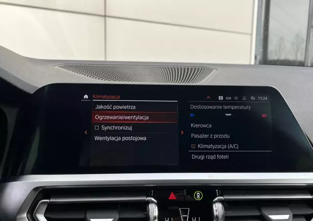 BMW Seria 3 320d xDrive Sport Line