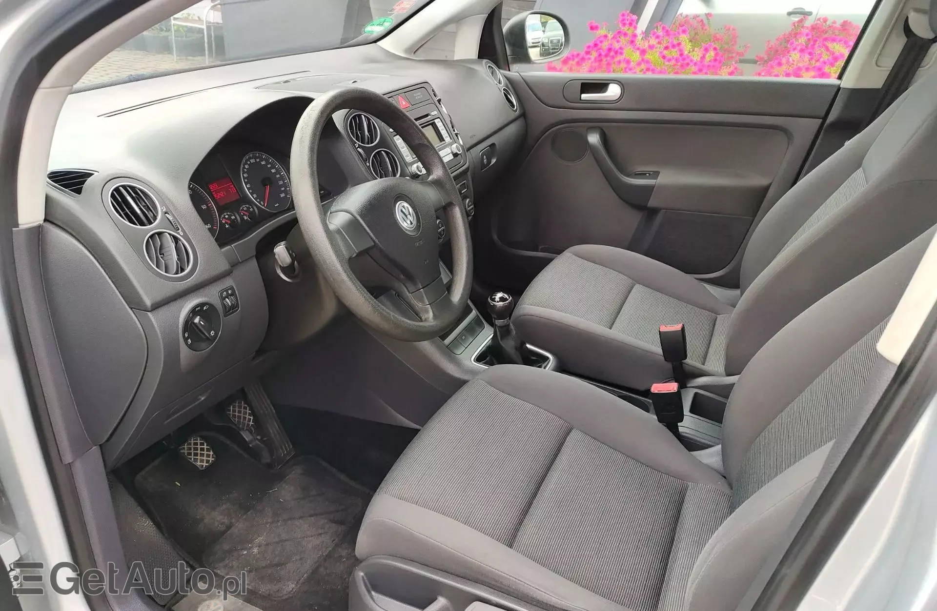 VOLKSWAGEN Golf 1.9 TDI (105 KM) Plus