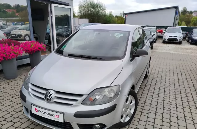 VOLKSWAGEN Golf 1.9 TDI (105 KM) Plus
