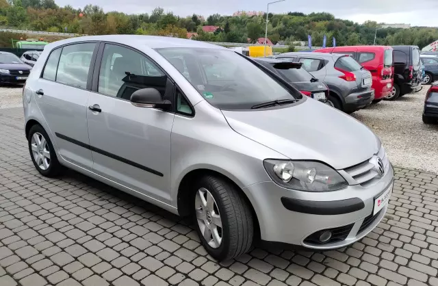 VOLKSWAGEN Golf 1.9 TDI (105 KM) Plus