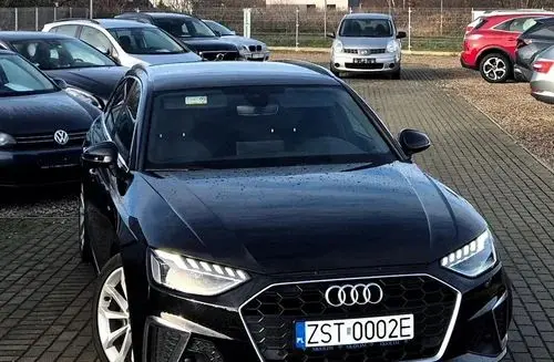 AUDI A4 