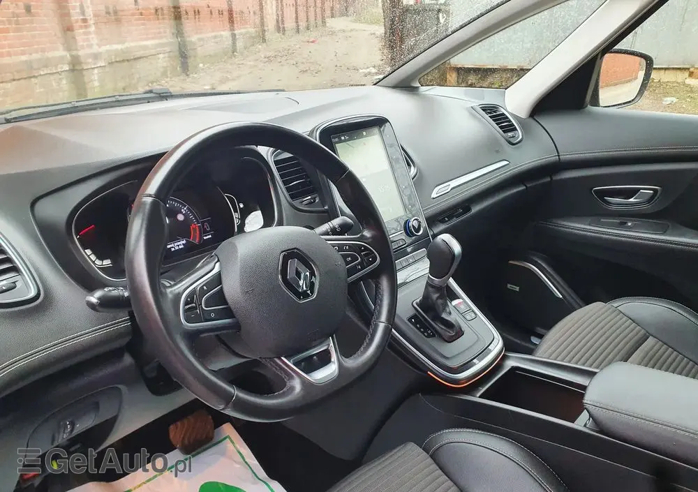 RENAULT Scenic TCe 140 GPF EDC INTENS