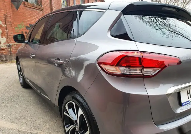 RENAULT Scenic TCe 140 GPF EDC INTENS