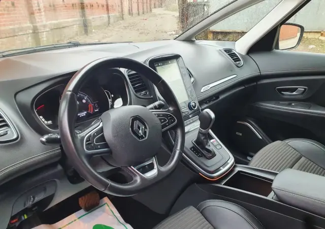 RENAULT Scenic TCe 140 GPF EDC INTENS