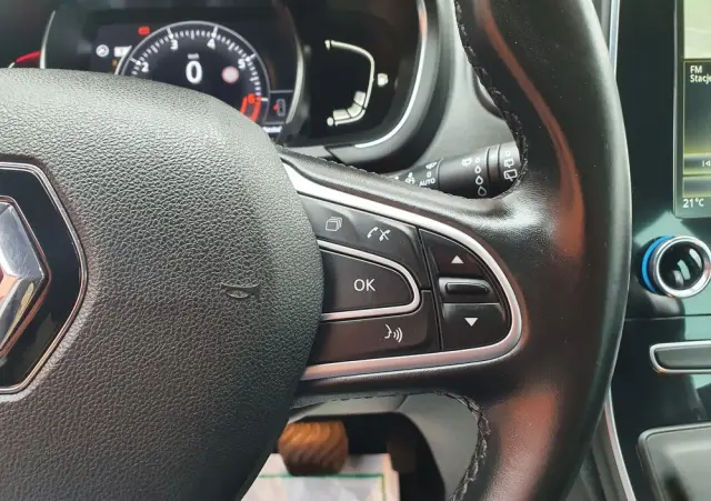 RENAULT Scenic TCe 140 GPF EDC INTENS