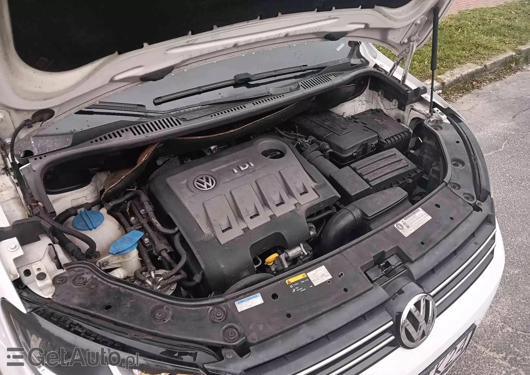 VOLKSWAGEN Touran 2.0 TDI DPF BlueMotion Technology DSG Comfortline