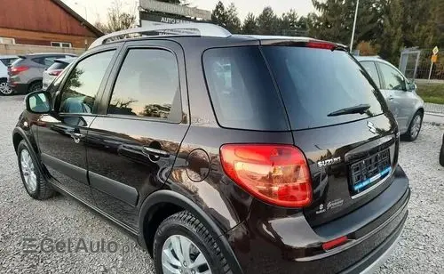 SUZUKI SX4 