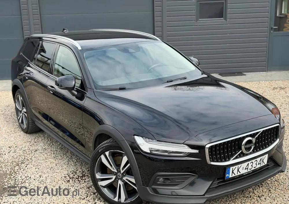 VOLVO V60 Cross Country B4 D AWD Geartronic Pro