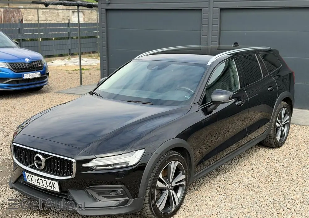 VOLVO V60 Cross Country B4 D AWD Geartronic Pro