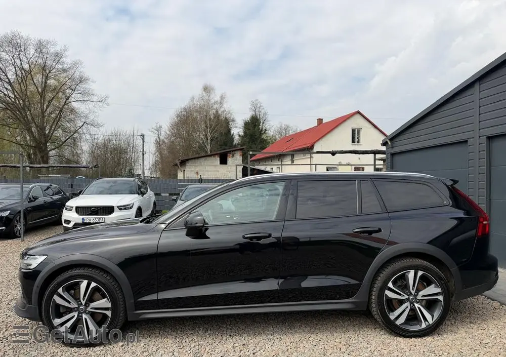 VOLVO V60 Cross Country B4 D AWD Geartronic Pro