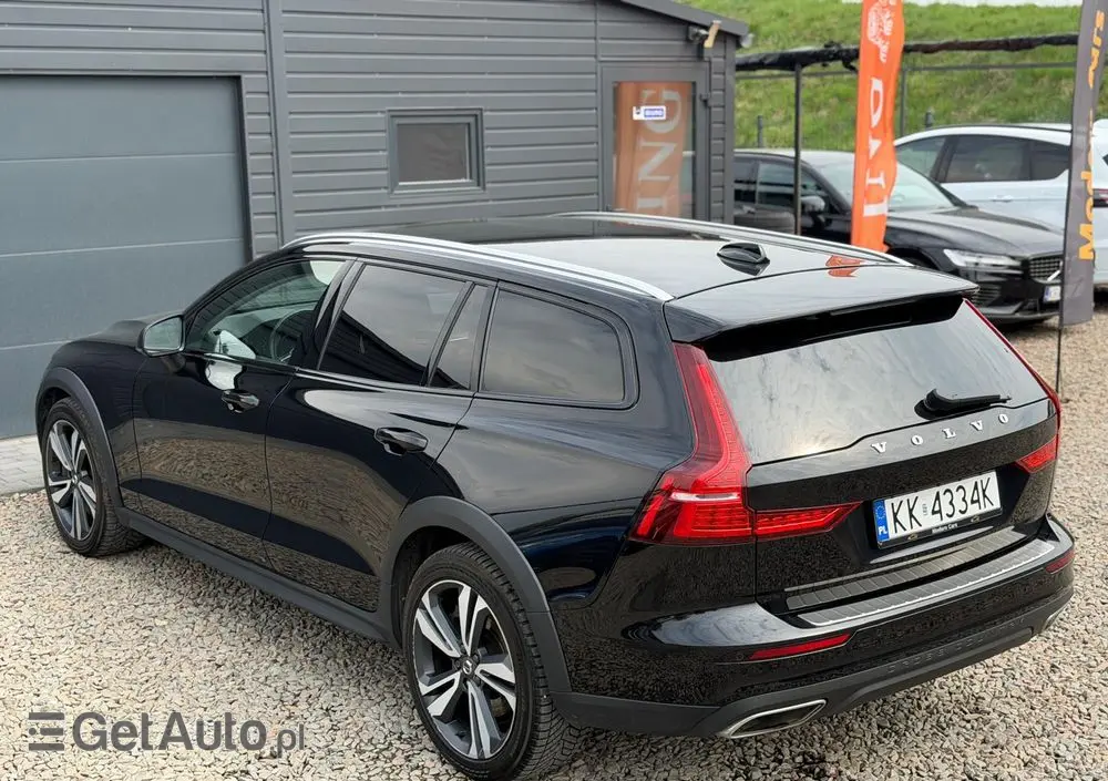 VOLVO V60 Cross Country B4 D AWD Geartronic Pro