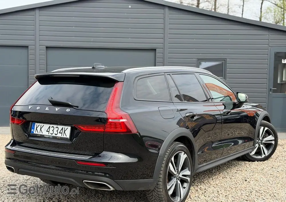 VOLVO V60 Cross Country B4 D AWD Geartronic Pro