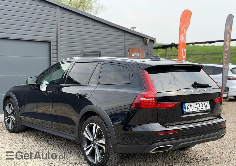 VOLVO V60 Cross Country B4 D AWD Geartronic Pro