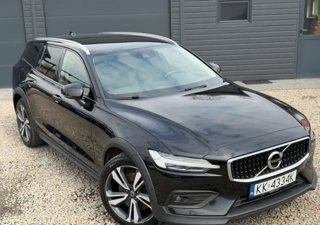 VOLVO V60 Cross Country B4 D AWD Geartronic Pro