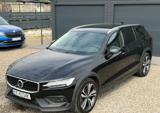VOLVO V60 Cross Country B4 D AWD Geartronic Pro