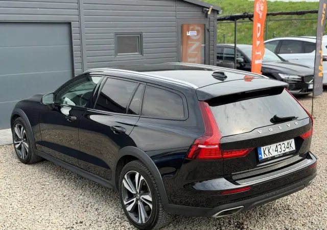 VOLVO V60 Cross Country B4 D AWD Geartronic Pro