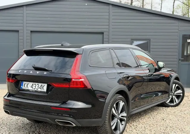 VOLVO V60 Cross Country B4 D AWD Geartronic Pro
