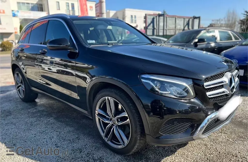 MERCEDES-BENZ GLC 