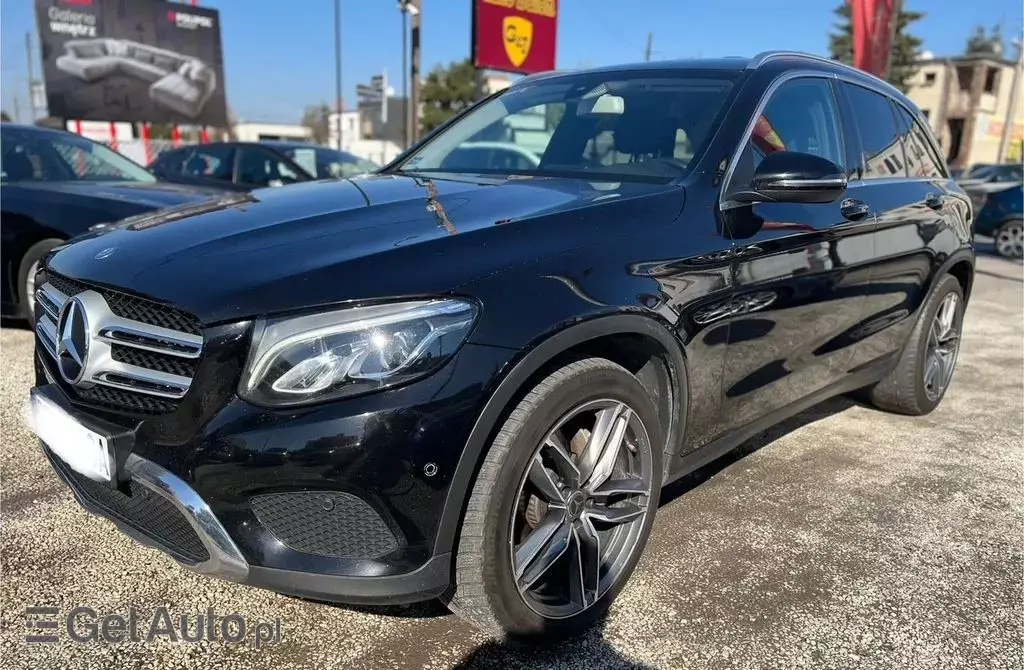 MERCEDES-BENZ GLC 