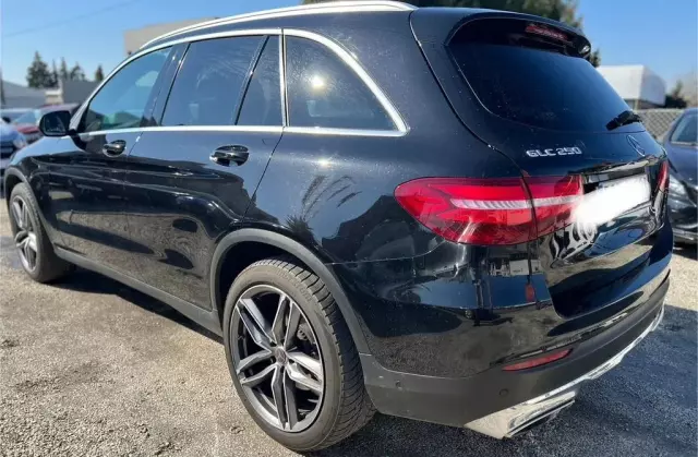 MERCEDES-BENZ GLC 