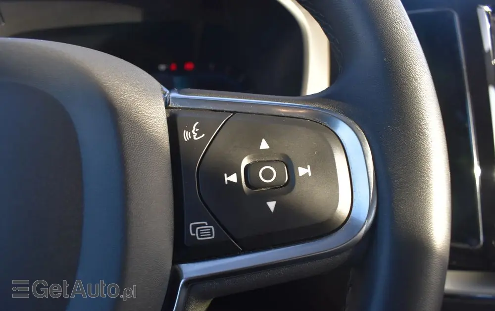 VOLVO XC 60 B4 B Essential