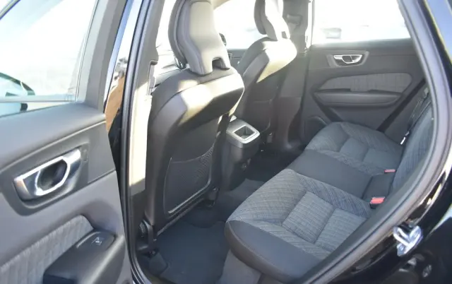 VOLVO XC 60 B4 B Essential