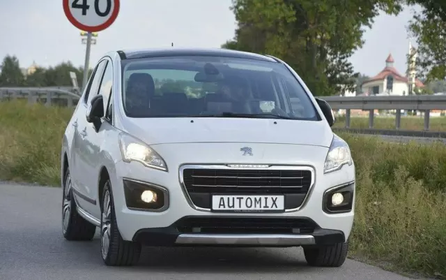 PEUGEOT 3008 1.2 PureTech Allure Pack S&S