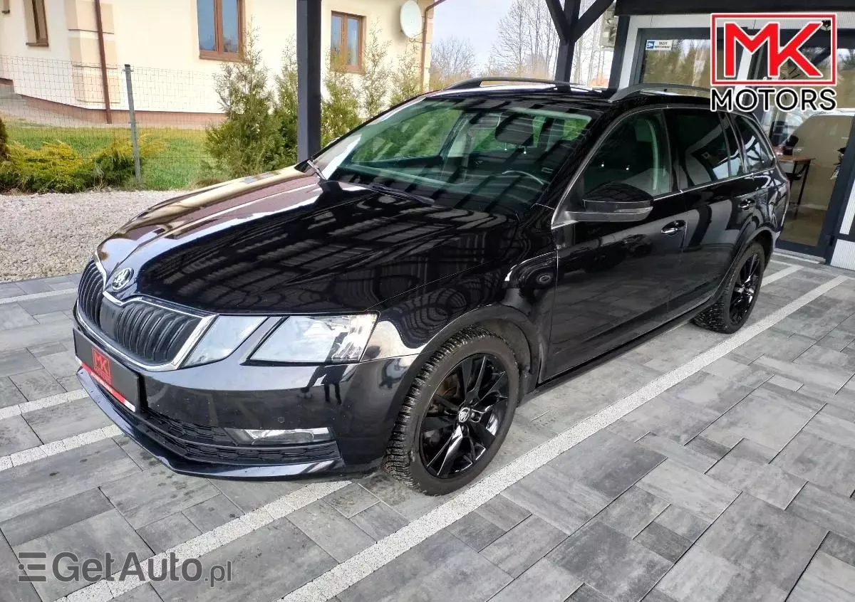 SKODA Octavia 1.6 TDI SCR Style DSG