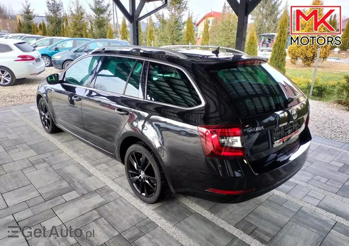 SKODA Octavia 1.6 TDI SCR Style DSG