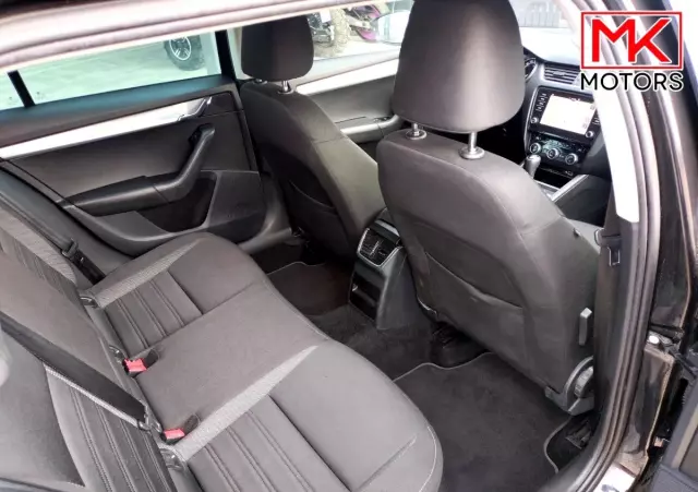 SKODA Octavia 1.6 TDI SCR Style DSG