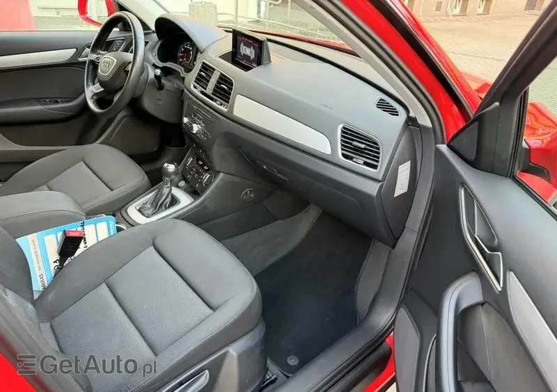 AUDI Q3 1.4 TFSI Design S tronic