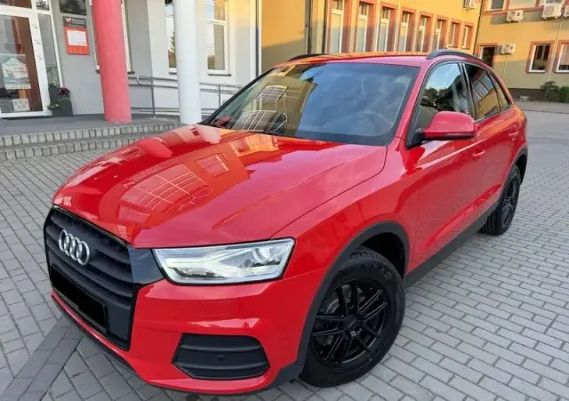 AUDI Q3 1.4 TFSI Design S tronic