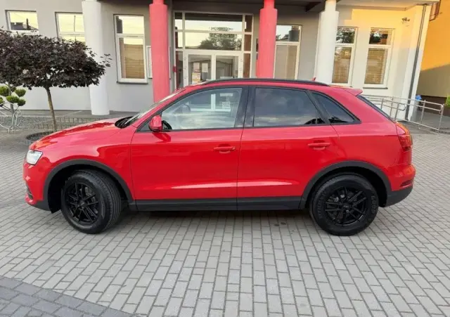 AUDI Q3 1.4 TFSI Design S tronic