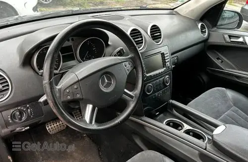 MERCEDES-BENZ ML 