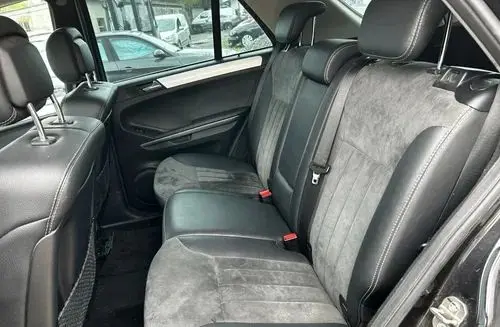MERCEDES-BENZ ML 