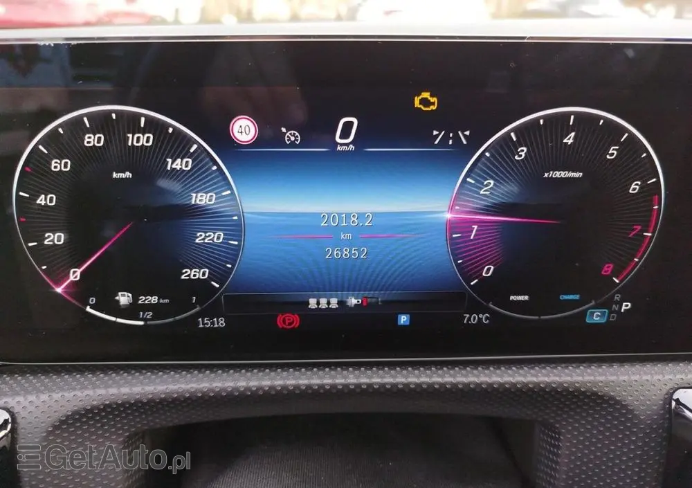 MERCEDES-BENZ CLA 