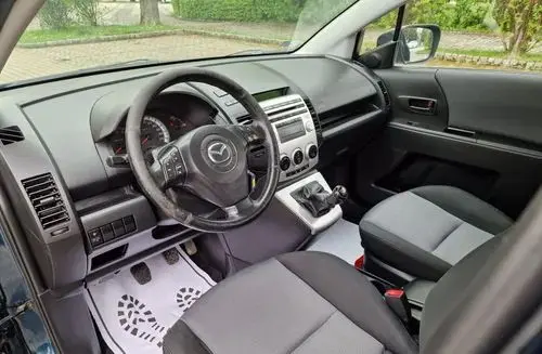 MAZDA 5 