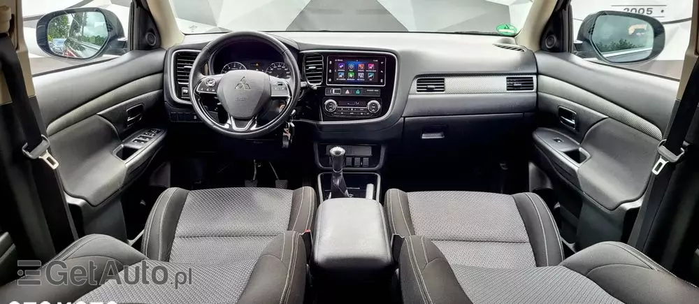 MITSUBISHI Outlander 2.0 2WD Inform