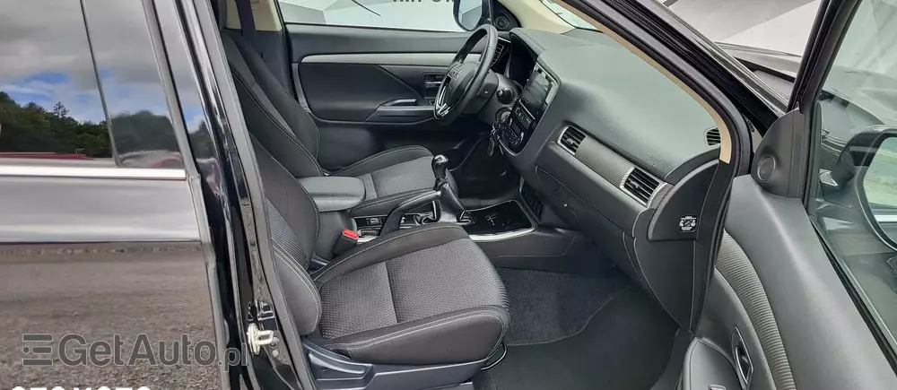 MITSUBISHI Outlander 2.0 2WD Inform