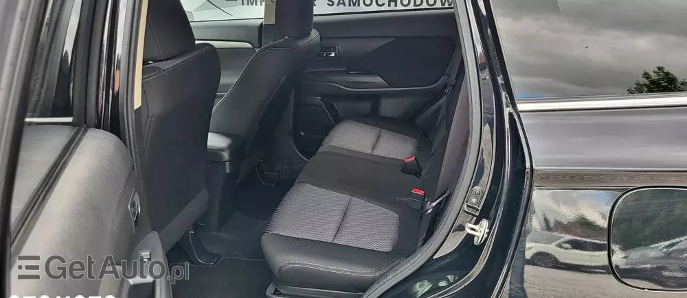 MITSUBISHI Outlander 2.0 2WD Inform