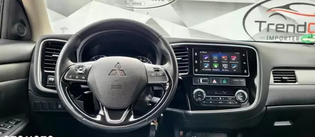 MITSUBISHI Outlander 2.0 2WD Inform