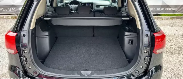 MITSUBISHI Outlander 2.0 2WD Inform