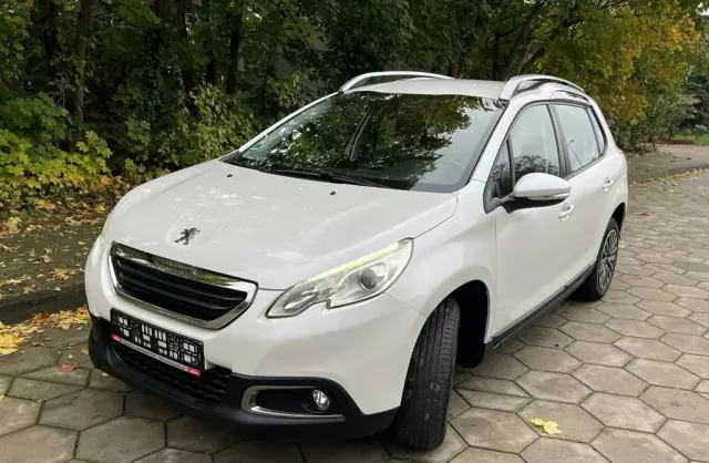 PEUGEOT 2008 