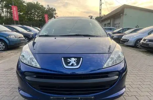 PEUGEOT 207 