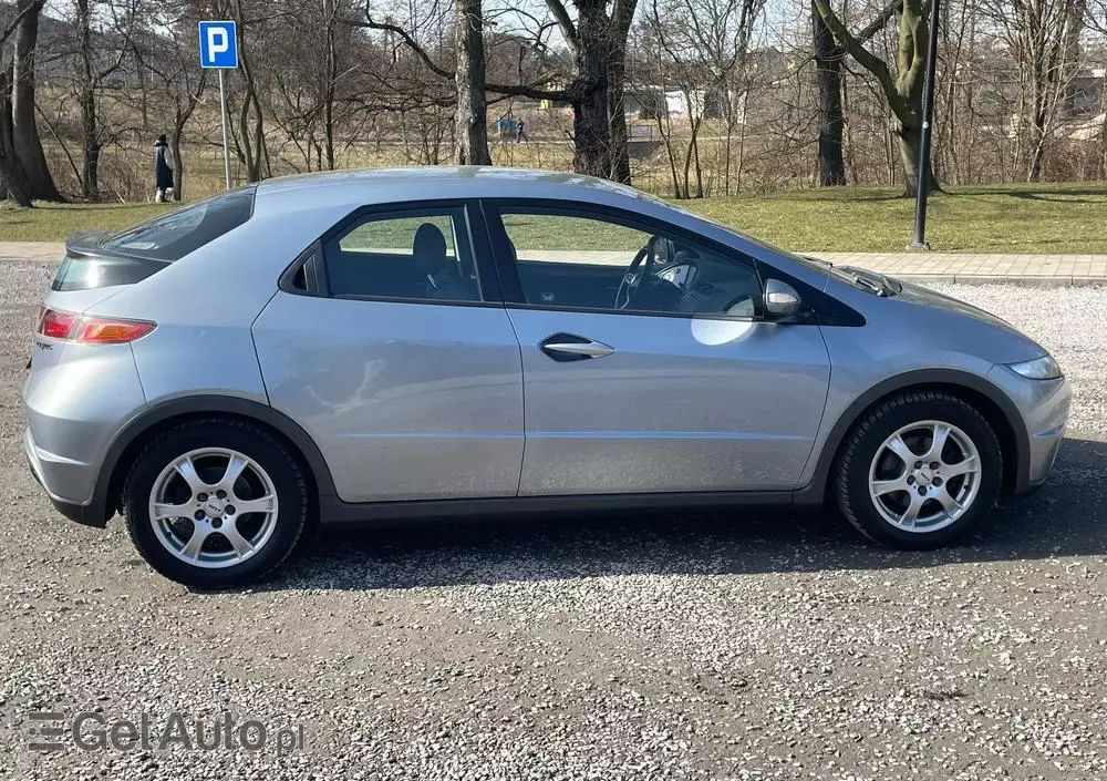 HONDA Civic 1.8i-VTEC Comfort