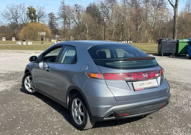 HONDA Civic 1.8i-VTEC Comfort