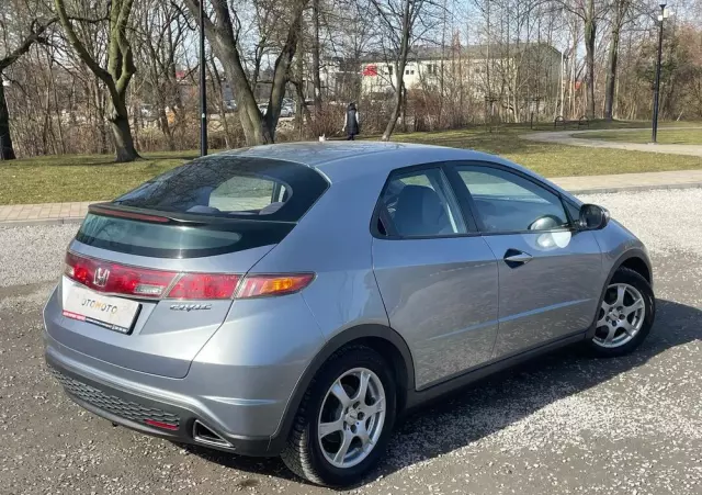 HONDA Civic 1.8i-VTEC Comfort