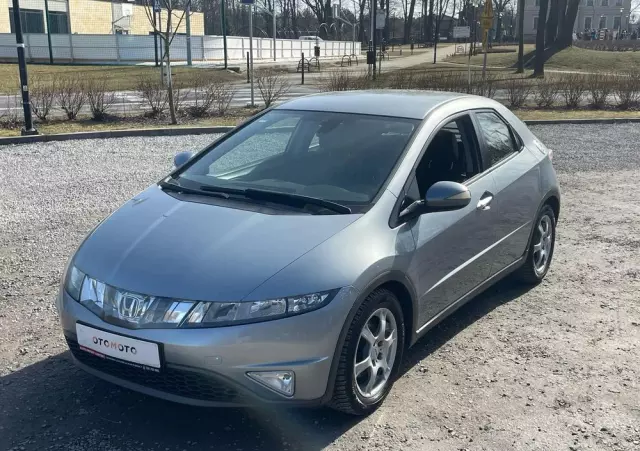 HONDA Civic 1.8i-VTEC Comfort