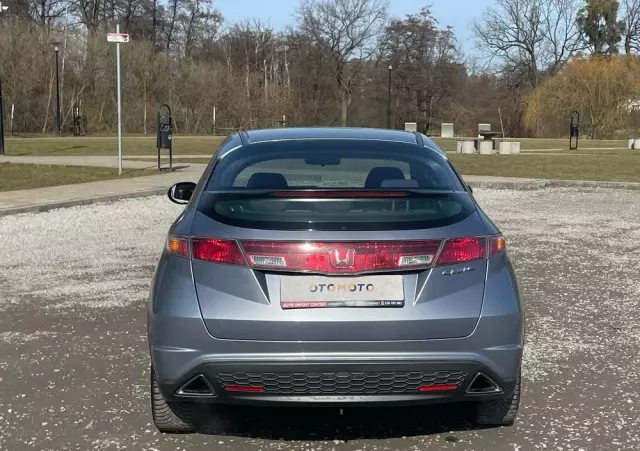 HONDA Civic 1.8i-VTEC Comfort